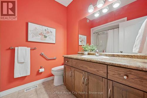 60A Eastview Road, Guelph (Grange Road), ON - Indoor Photo Showing Bathroom