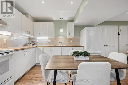 60A Eastview Road, Guelph (Grange Road), ON - Indoor Photo Showing Dining Room