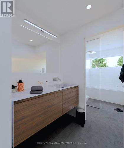 272 Currell Avenue, Ottawa, ON - Indoor Photo Showing Bedroom