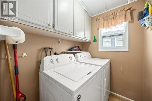 5700 Blackwell Sideroad Unit# 29, Sarnia, ON - Indoor Photo Showing Laundry Room