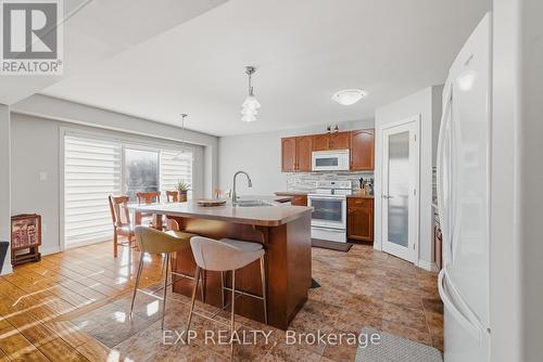 23 Doon Creek Street, Kitchener, ON - Indoor