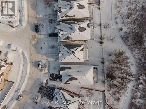 23 Doon Creek Street, Kitchener, ON - 