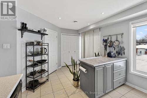 360 Galston Private, Ottawa, ON - Indoor