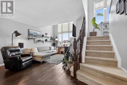 360 Galston Private, Ottawa, ON - Indoor
