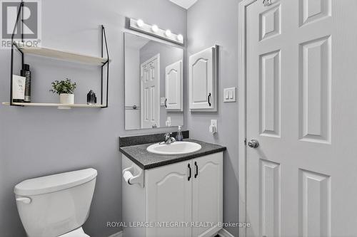 360 Galston Private, Ottawa, ON - Indoor Photo Showing Bathroom