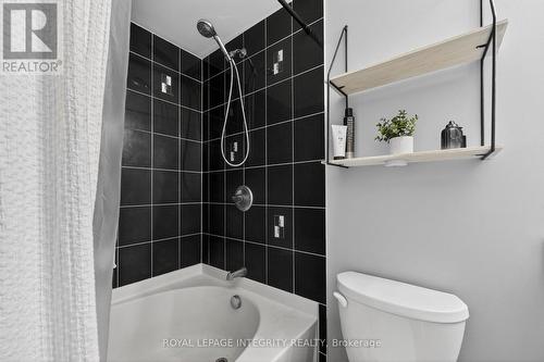 360 Galston Private, Ottawa, ON - Indoor Photo Showing Bathroom