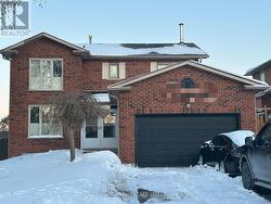 ROOM1 - 72 ATTRIDGE DRIVE  Aurora, ON L4G 6J4