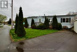 6 OLYMPIA AVENUE Puslinch, ON N0B 2C0