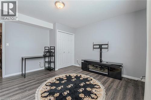 52 Amelia Street, Paris, ON - Indoor