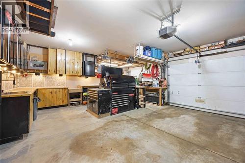 123 Cassandra Boulevard, Sarnia, ON - Indoor Photo Showing Garage