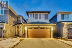 10 Homestead Passage NE  Calgary, AB T3J 5R8