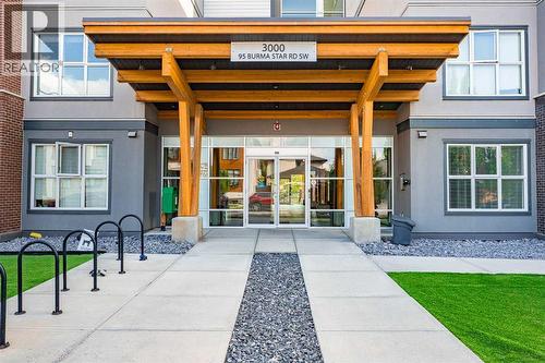 3218, 95 Burma Star Road SW  Calgary, AB T3E 6L1