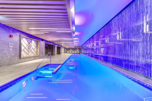 Pool - 918-1518 Rue Sherbrooke O., Montréal (Ville-Marie), QC - Indoor Photo Showing Other Room With In Ground Pool