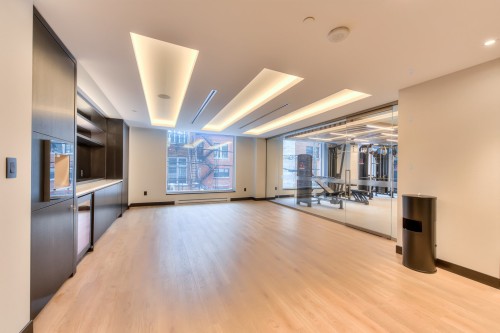 Exercise Room - 918-1518 Rue Sherbrooke O., Montréal (Ville-Marie), QC - Indoor Photo Showing Other Room