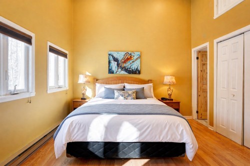 Chambre à coucher principale - 18 Av. Coursol, Saint-Donat, QC - Indoor Photo Showing Bedroom