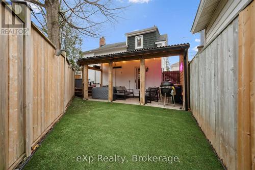 20 Bergey Street, Cambridge, ON - Outdoor With Exterior