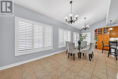 3367 Aquinas Avenue, Mississauga, ON - Indoor Photo Showing Dining Room