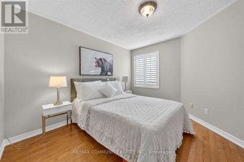 3367 Aquinas Avenue, Mississauga, ON - Indoor Photo Showing Bedroom