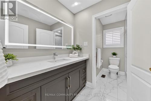 3367 Aquinas Avenue, Mississauga, ON - Indoor Photo Showing Bathroom