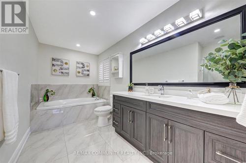 3367 Aquinas Avenue, Mississauga, ON - Indoor Photo Showing Bathroom