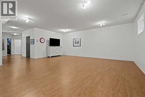 140 Allen Crescent, Vulcan, AB - Indoor Photo Showing Other Room