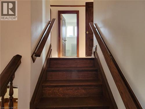 43 Barnesdale Avenue S, Hamilton, ON - Indoor Photo Showing Other Room