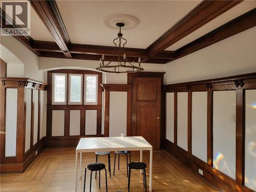 43 Barnesdale Avenue S, Hamilton, ON - Indoor Photo Showing Other Room