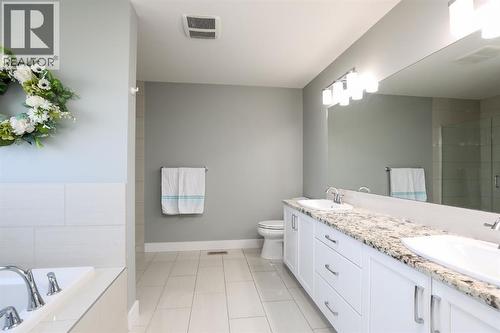 127 Westgate Drive, Coaldale, AB - Indoor Photo Showing Bathroom
