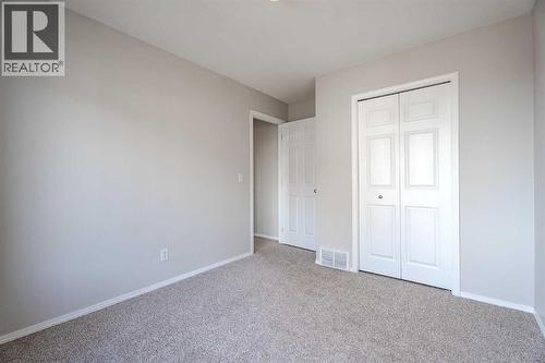 122 Panamount Drive Nw, Calgary, AB - Indoor