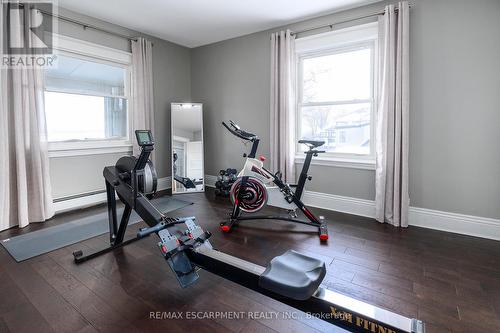 47 Mountain Park Avenue, Hamilton, ON - Indoor Photo Showing Gym Room