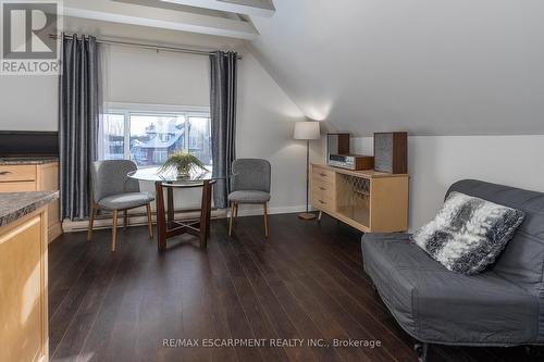 47 Mountain Park Avenue, Hamilton, ON - Indoor