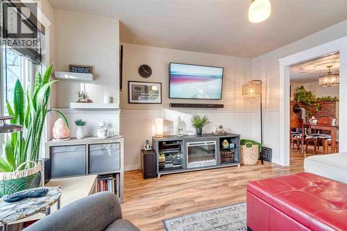 206 5 Avenue Se, Three Hills, AB - Indoor Photo Showing Other Room