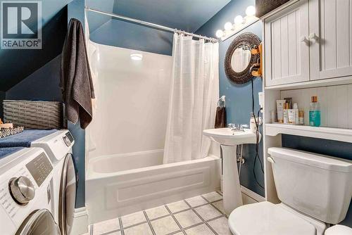 206 5 Avenue Se, Three Hills, AB - Indoor