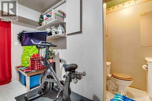 206 5 Avenue Se, Three Hills, AB - Indoor