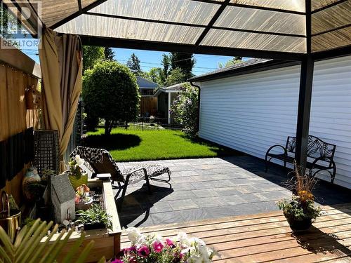 206 5 Avenue Se, Three Hills, AB - Outdoor With Exterior