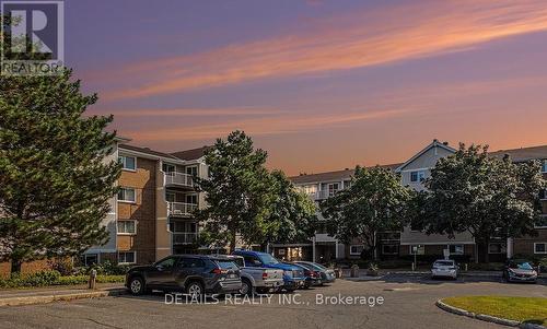 103 - 260 BRITTANY DRIVE  Ottawa, ON K1K 4M2