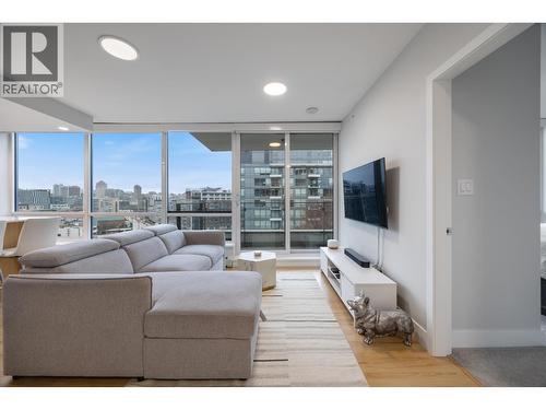 1209 159 W 2ND AVENUE  Vancouver, BC V5Y 0L8