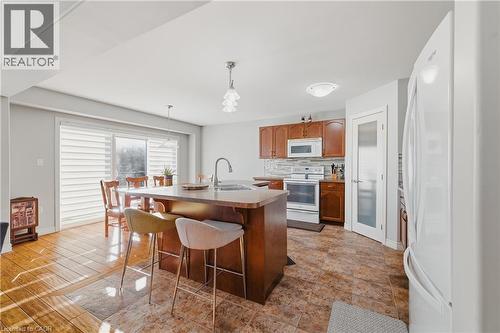 23 Doon Creek Street, Kitchener, ON - Indoor