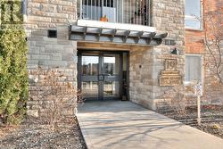 19 Waterford Dr. Guelph, ON N1L 0J1 (Unit 103) - 