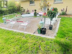 Patio area in rear yard - 