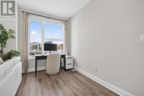 153 - 2830 Tokala Trail, London North (North S), ON - Indoor Photo Showing Office
