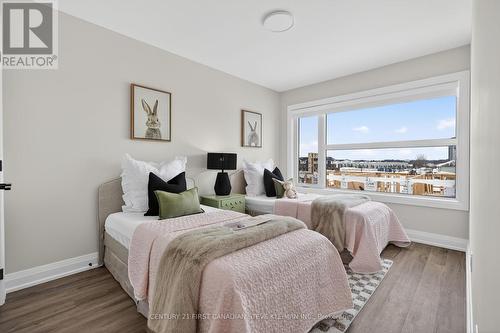 153 - 2830 Tokala Trail, London North (North S), ON - Indoor Photo Showing Bedroom