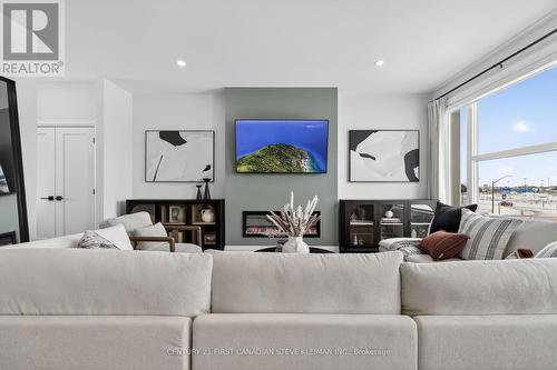 155 - 2830 Tokala Trail, London North (North S), ON - Indoor Photo Showing Living Room