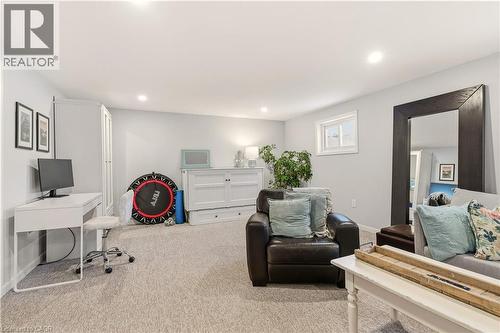 566 Lani Crescent, Burlington, ON - Indoor