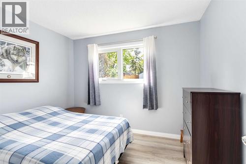 129 Ermine Crescent, Fort Mcmurray, AB - Indoor Photo Showing Bedroom