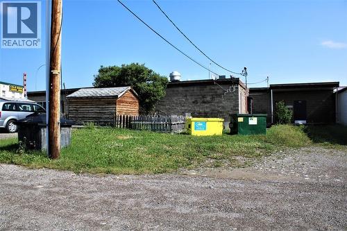 101 Main Avenue E, Sundre, AB 