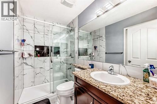 71 Martha'S Meadow Close Ne, Calgary, AB - Indoor Photo Showing Bathroom