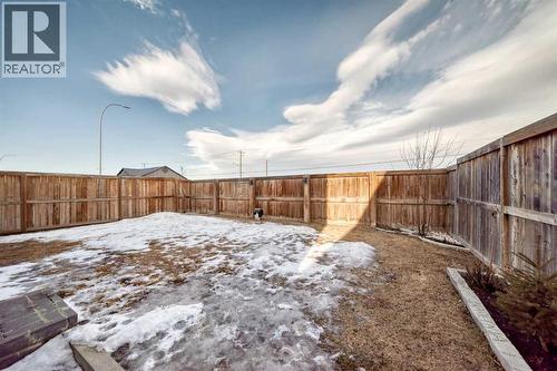 71 Martha'S Meadow Close Ne, Calgary, AB - Outdoor