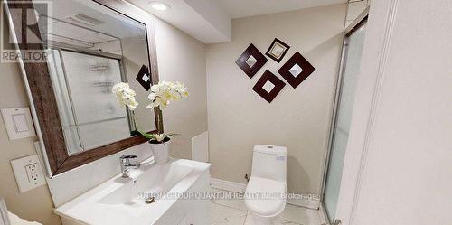 507 Upper James Street, Hamilton, ON - Indoor Photo Showing Bathroom