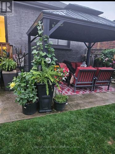 507 Upper James Street, Hamilton, ON - Outdoor